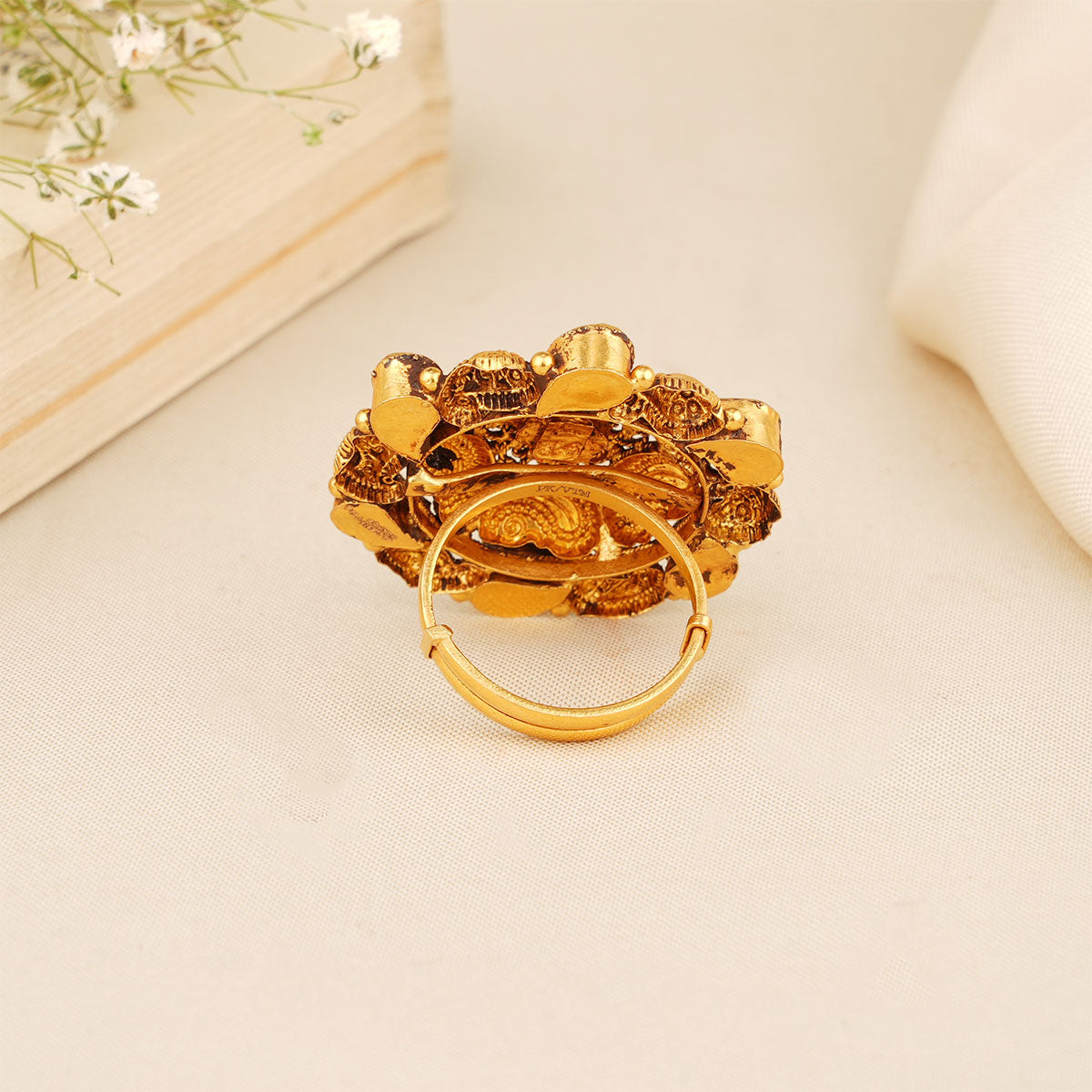 Traditional Look Ring