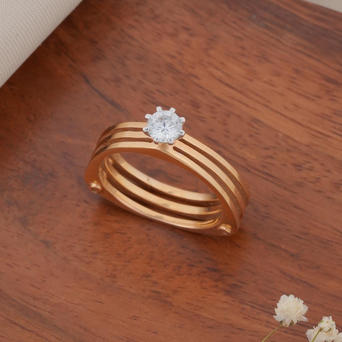 Elegant Gold Ring