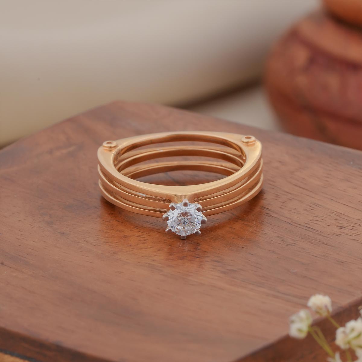 Elegant Gold Ring