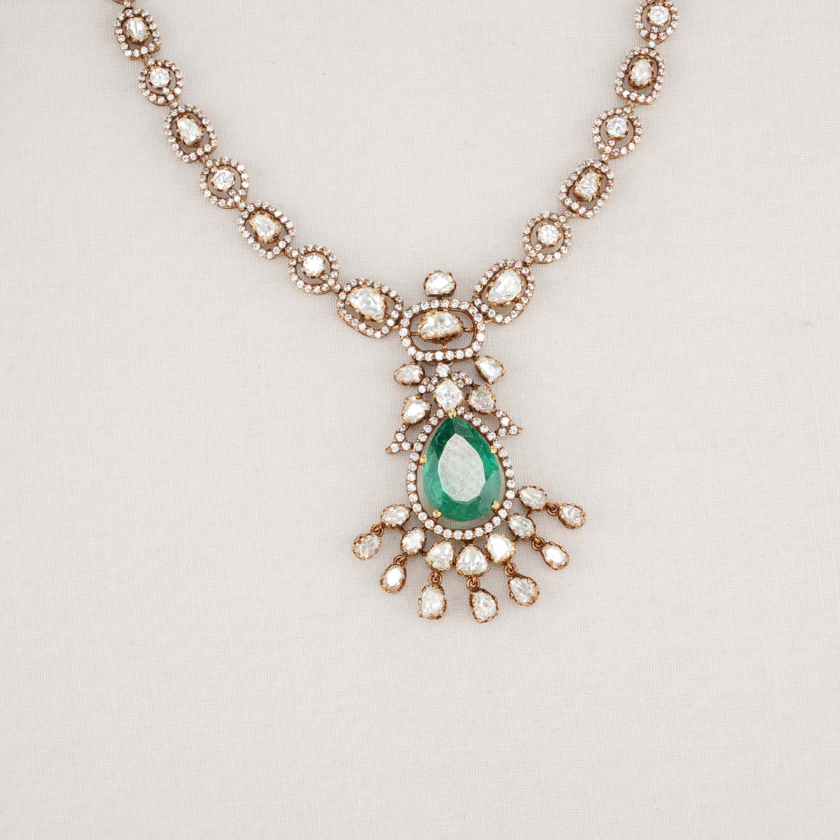 Diva Victorian Necklace