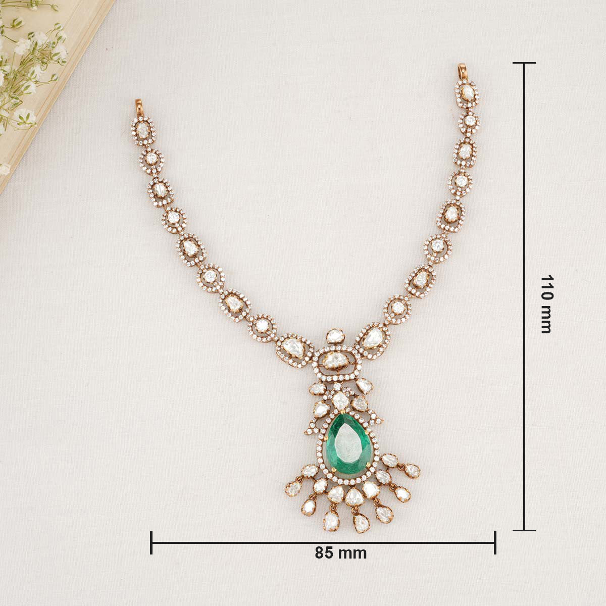 Diva Victorian Necklace