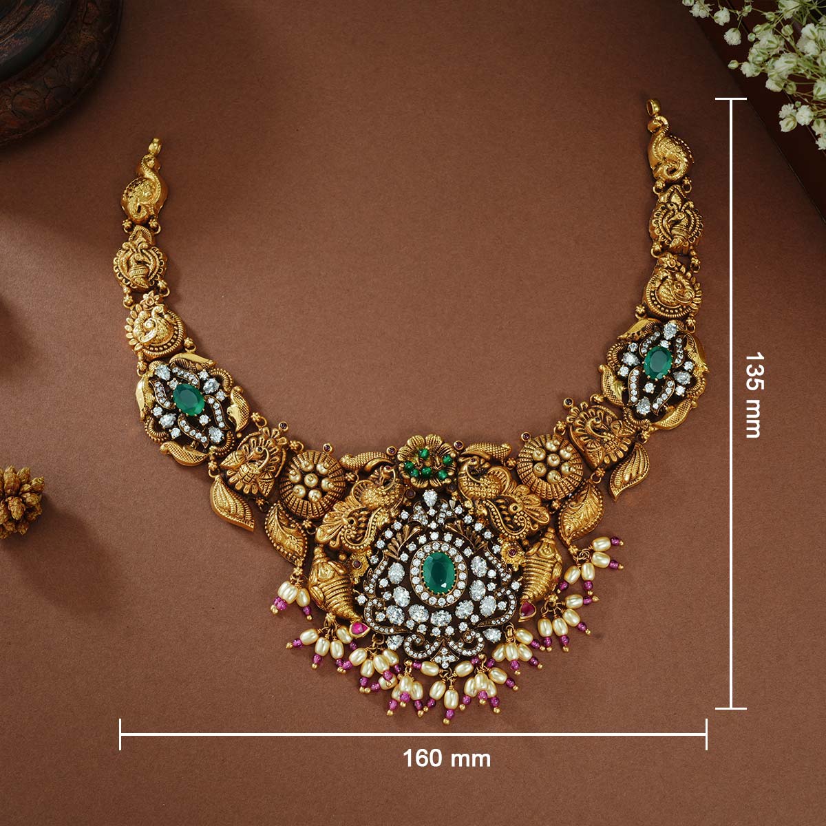 Lathishri Victorian Necklace