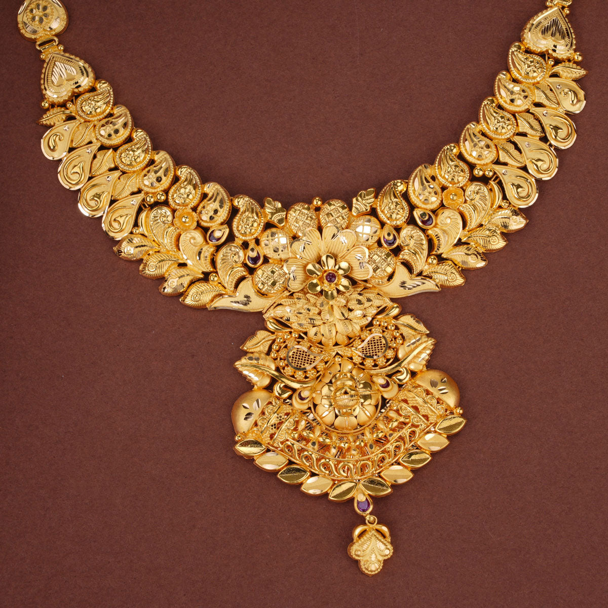Nandhini Short Necklace