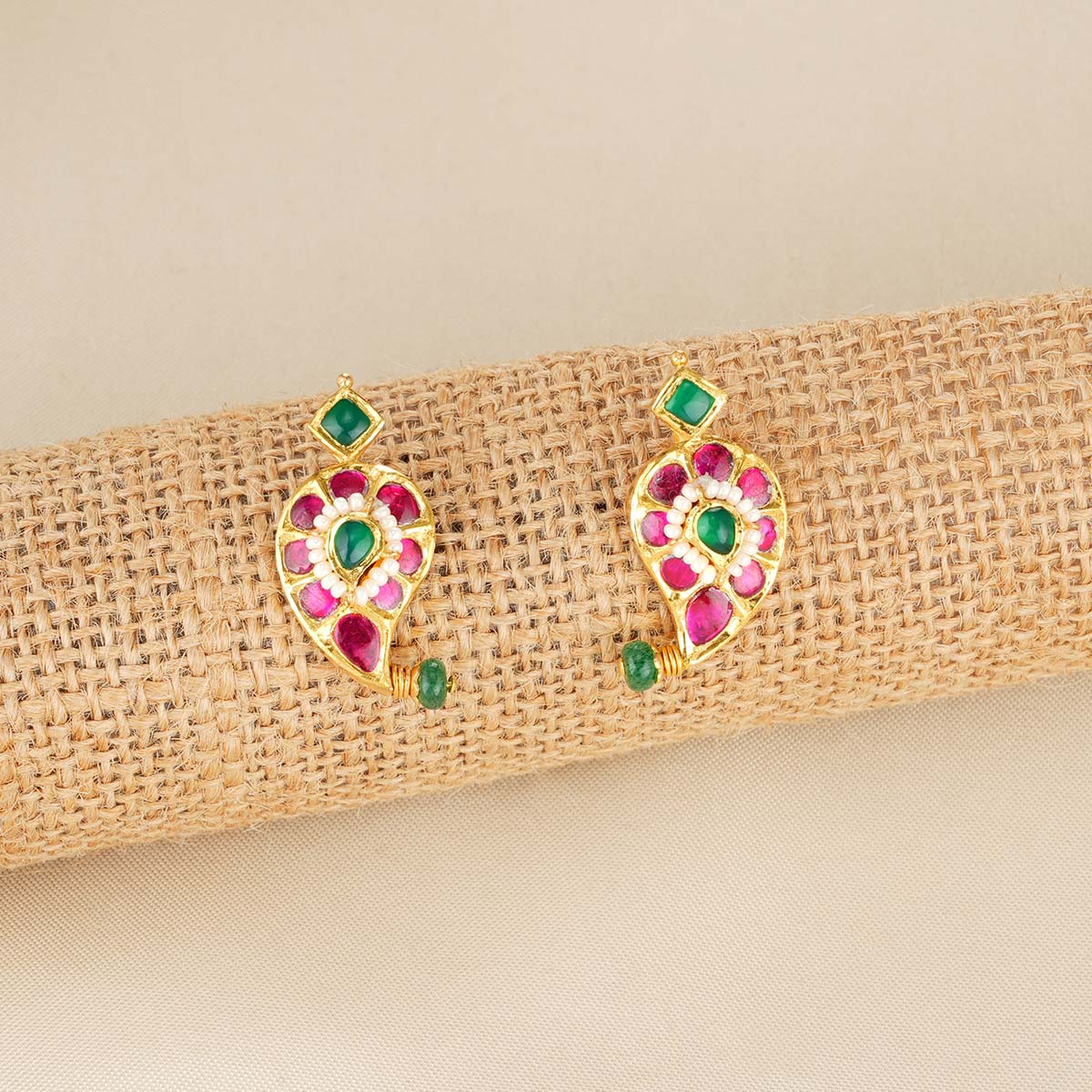 Sharisha Short Necklace Set