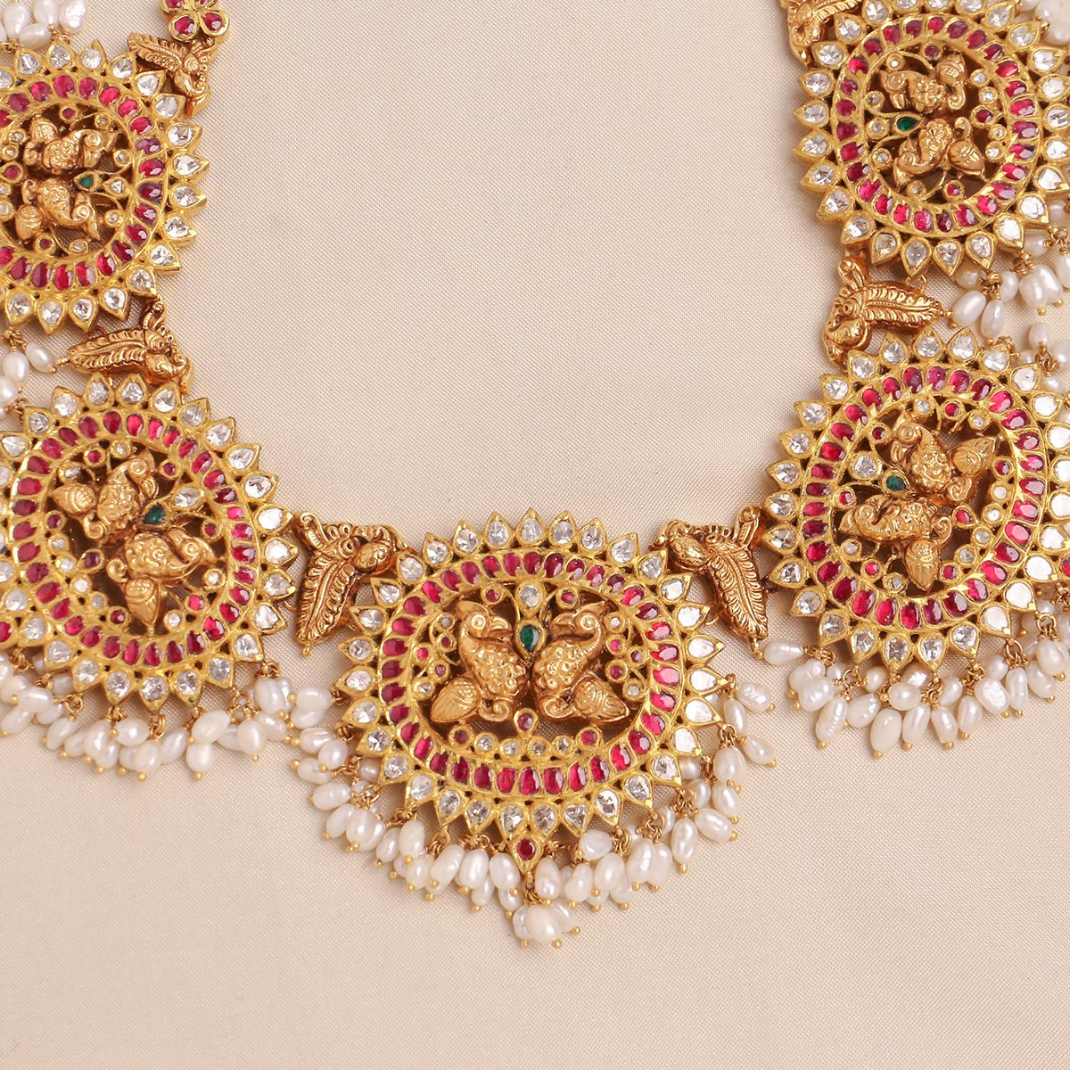 Grand Look Antique Short Necklace