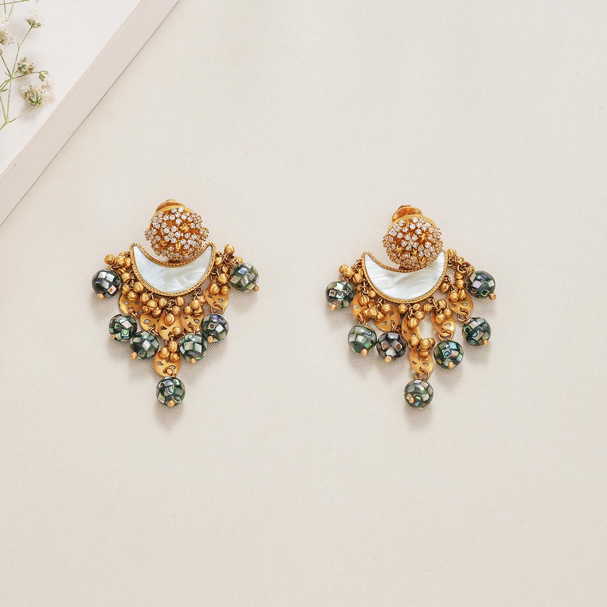 Attractive Green Necklace Set