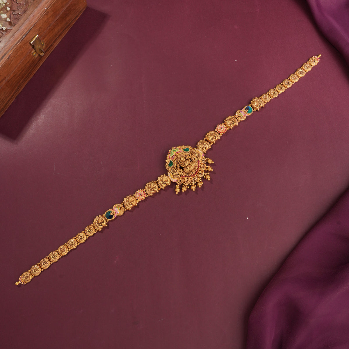 Attractive Antique Long Necklace Cum Oddiyanam