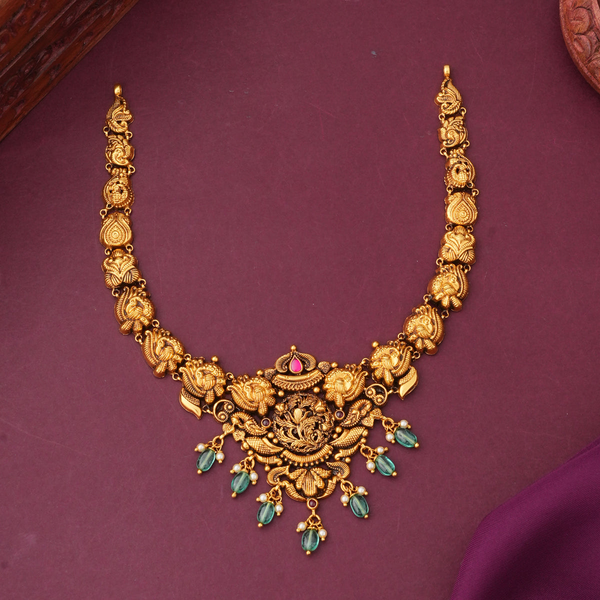Yaadhavi Antique Short & Long Necklace Set