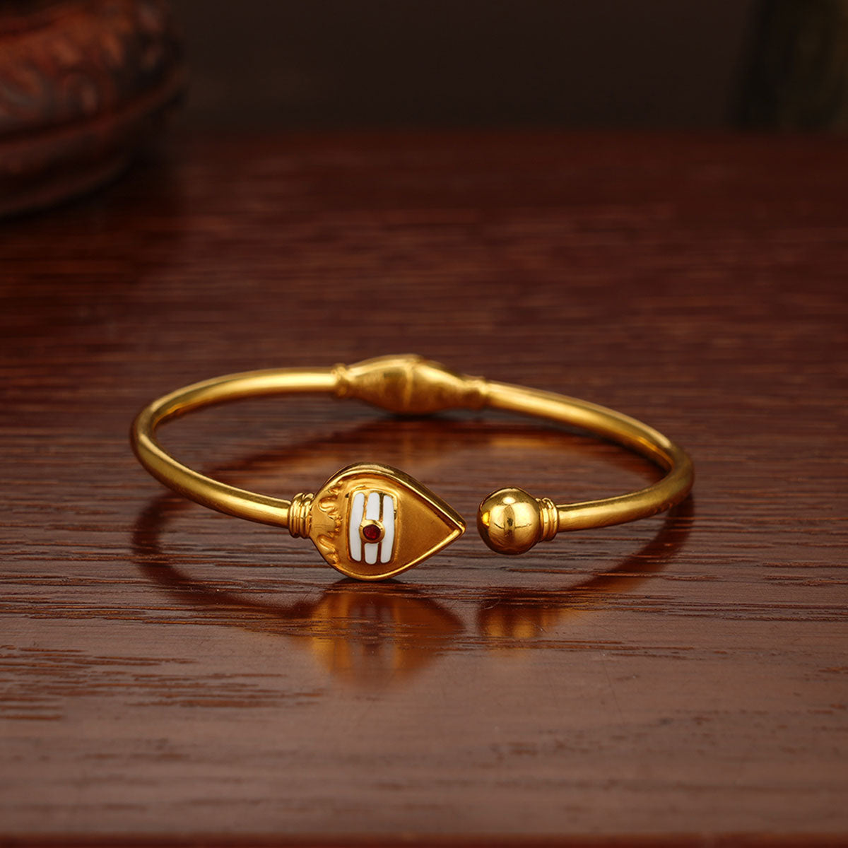 God Murugan Vel Bracelet – Sri Vasavi Thanga Maaligai