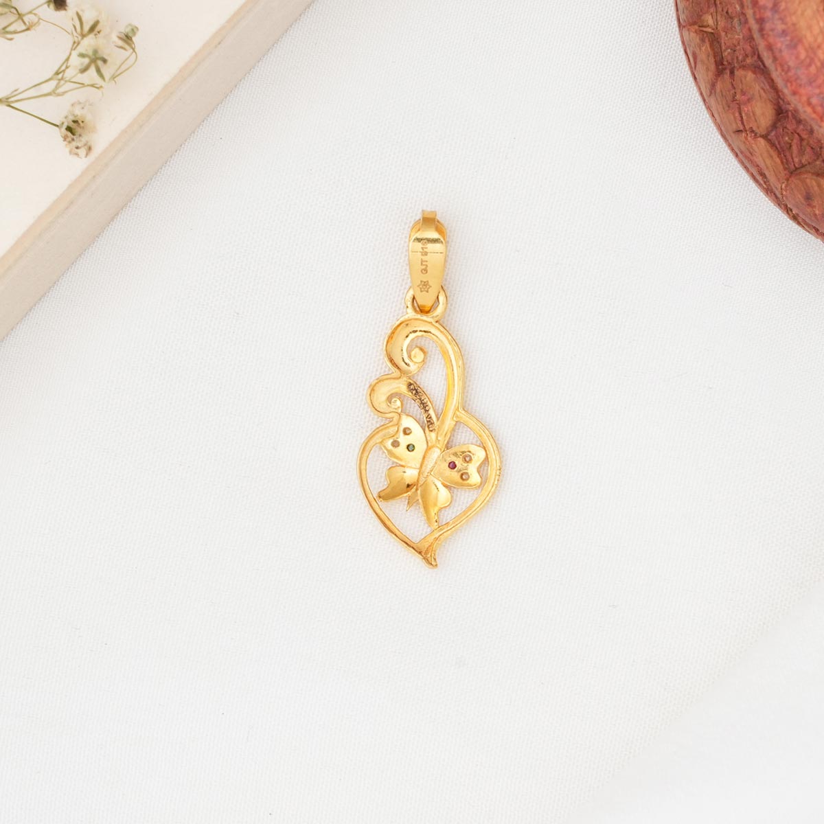 Pretty Butterfly Pendant