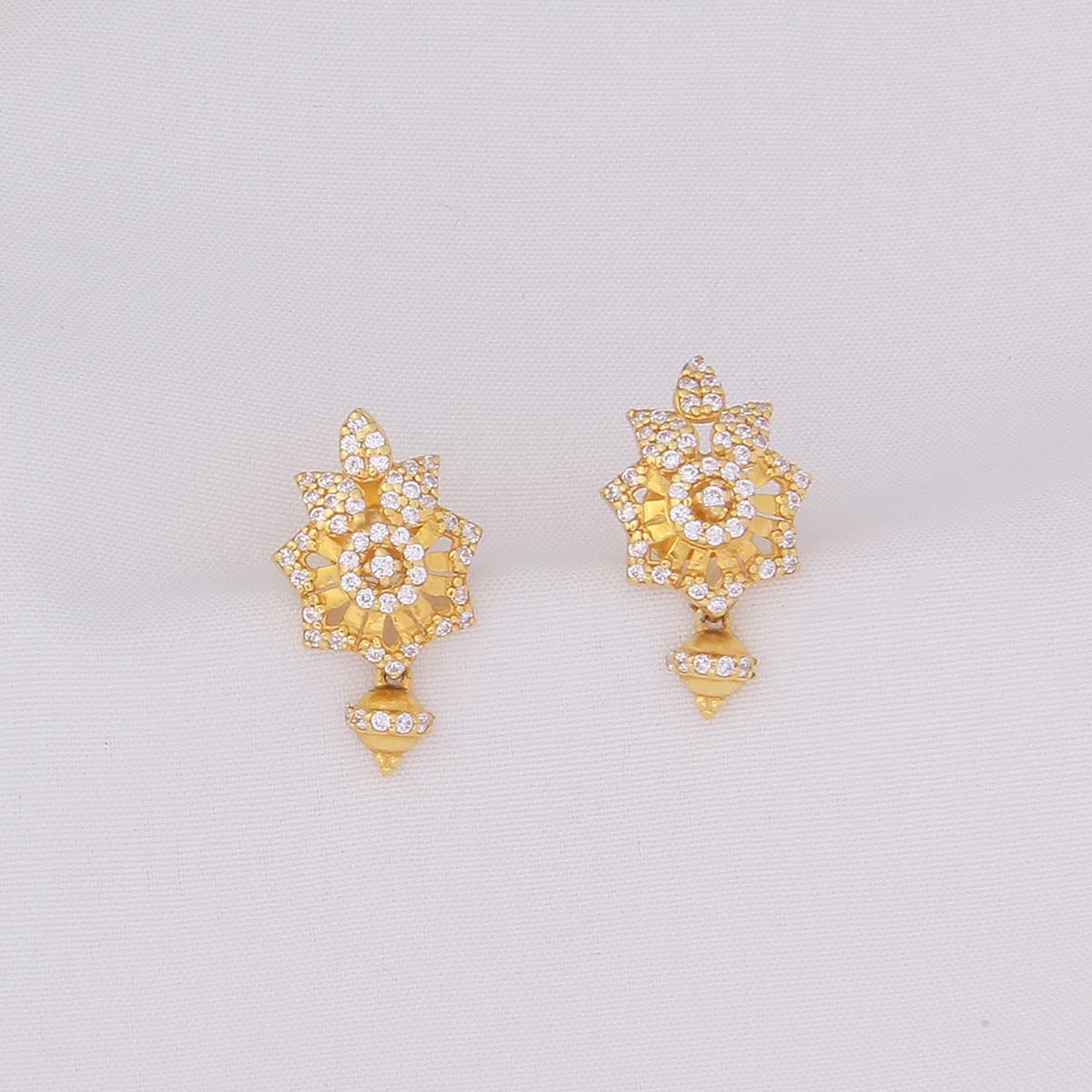 Royalistic Pendant Set