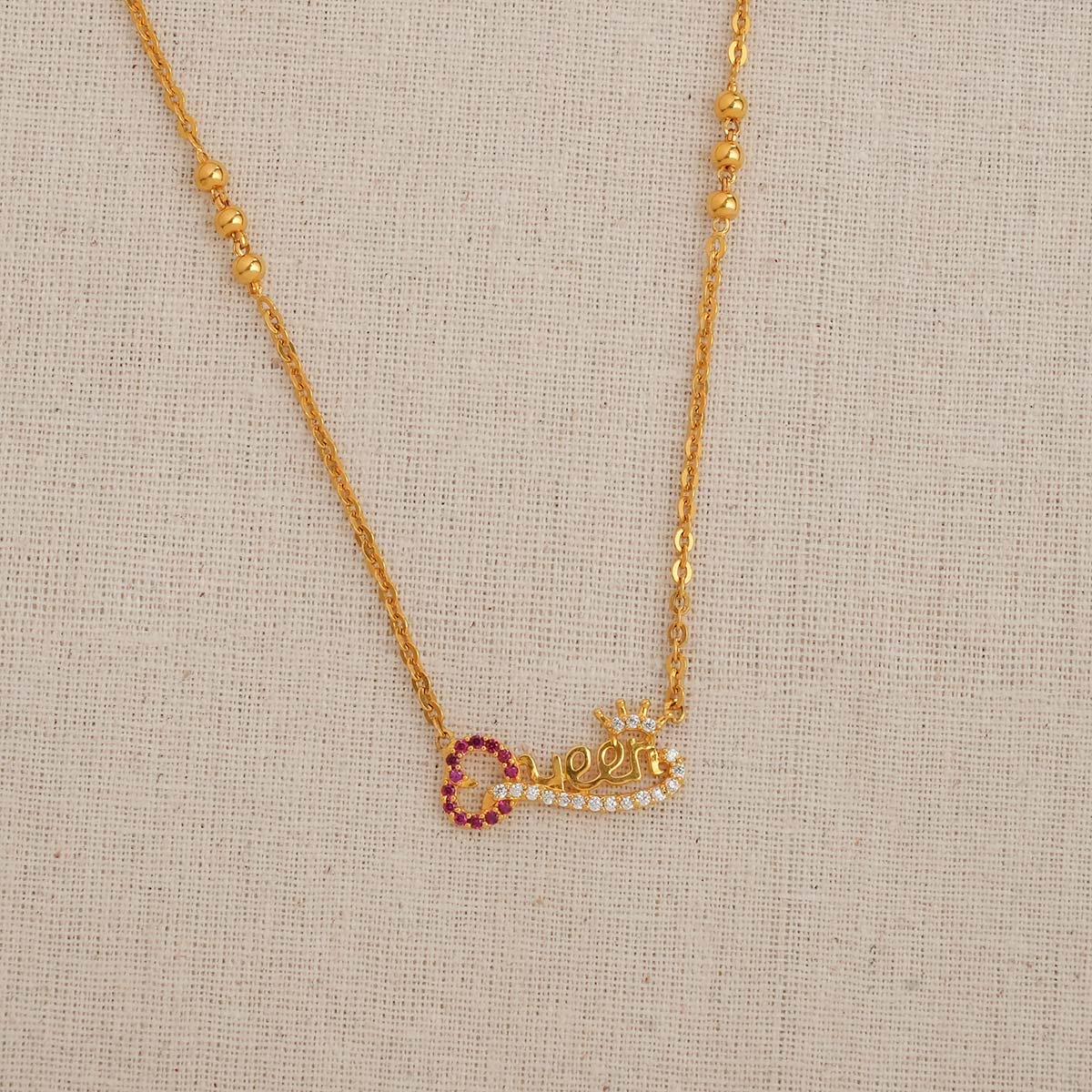 Oueens Chain