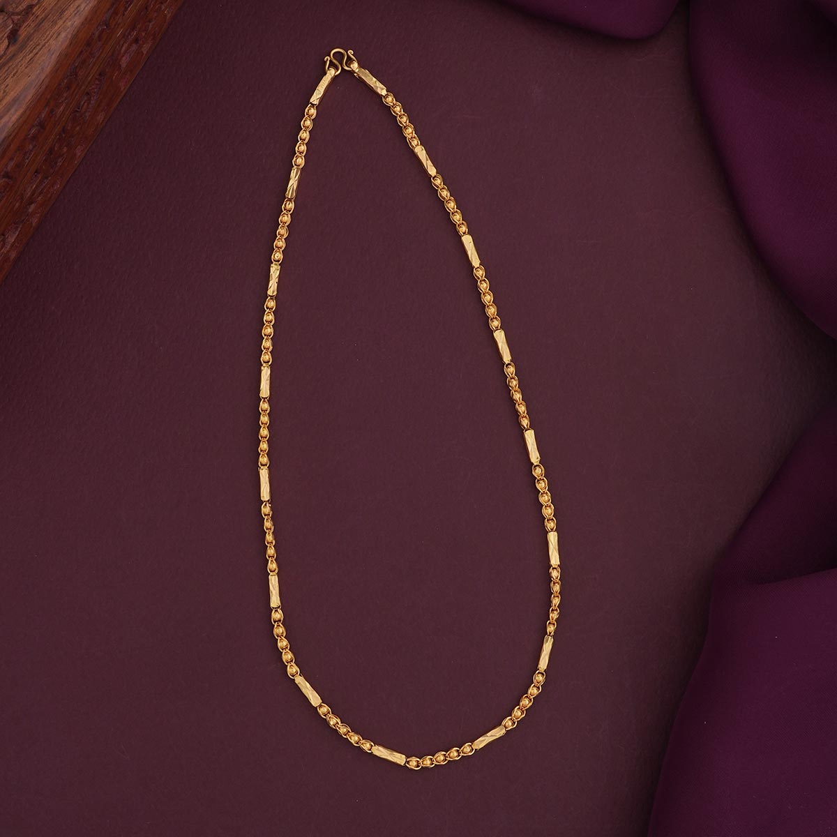 Ashikha Gold Chain