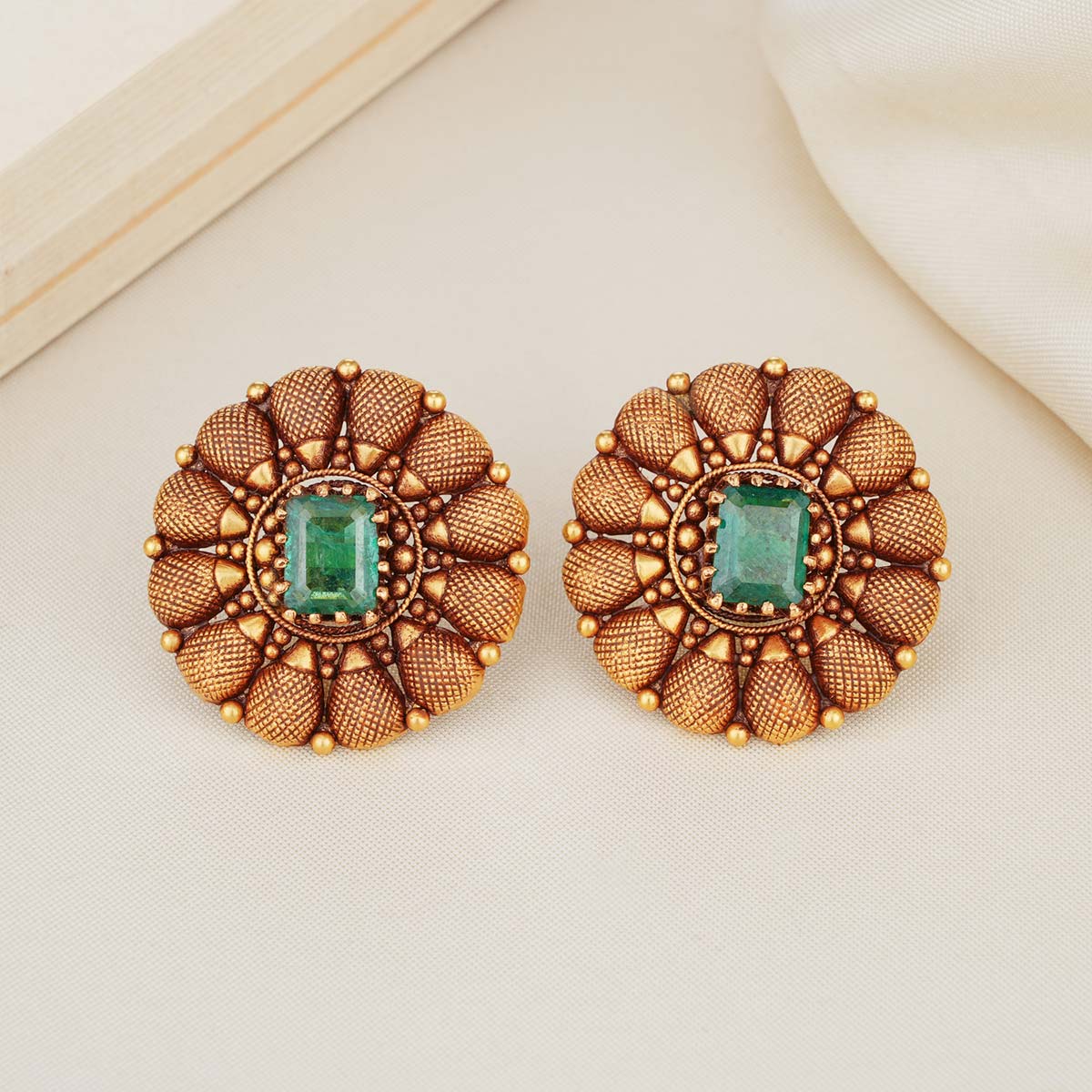 Amazing Studs