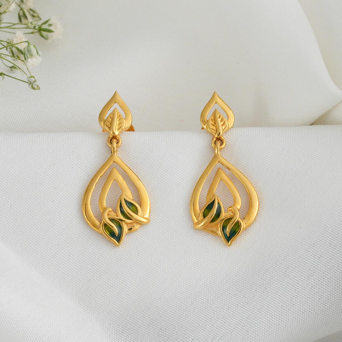 Gleaming Drops Earrings