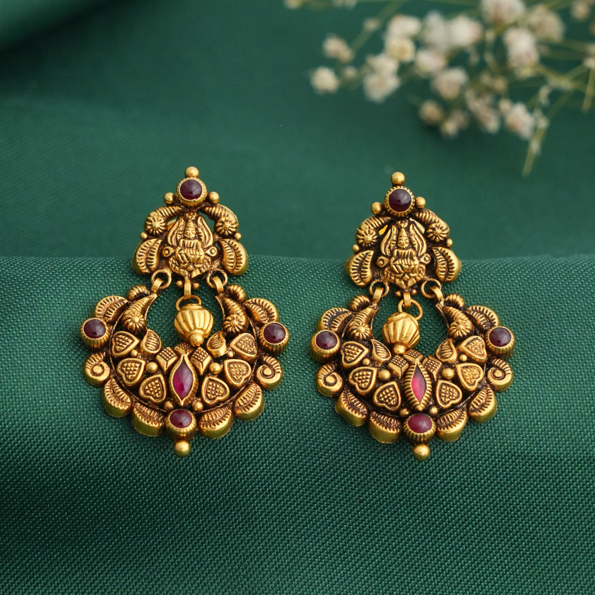 Hansitha Antique Chandhubaali Earrings