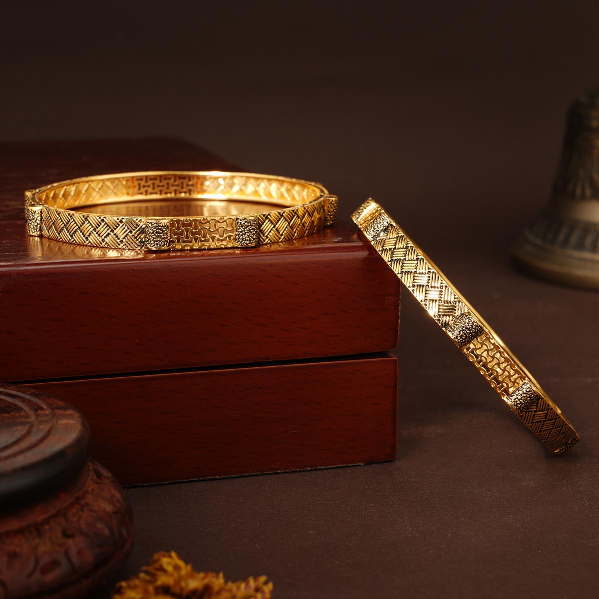 Malvika Gold Bangles