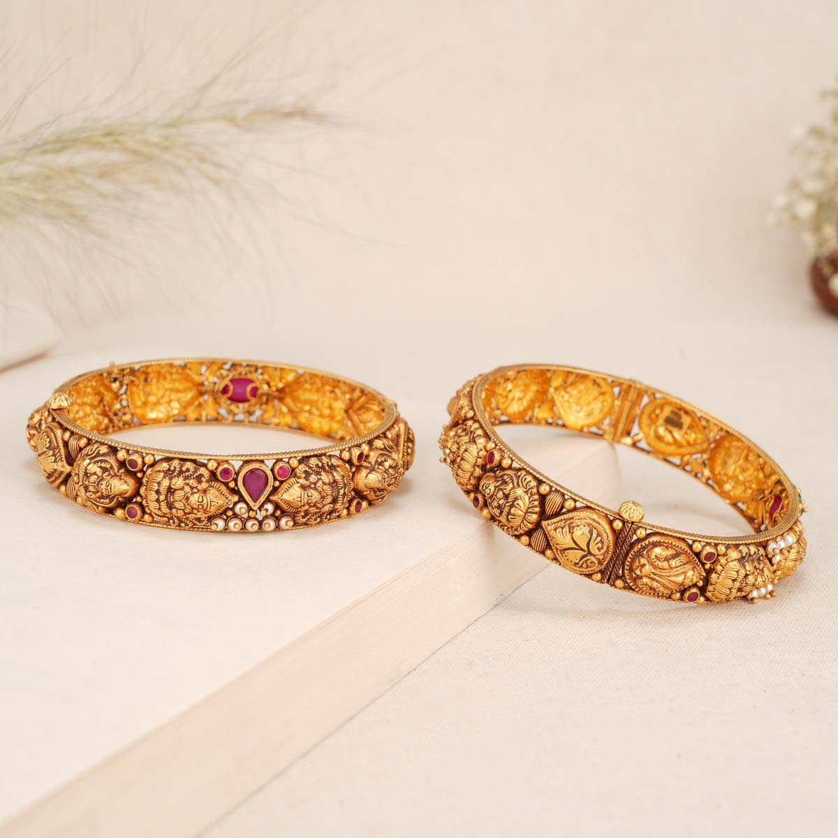 Shivin Antique Bangles