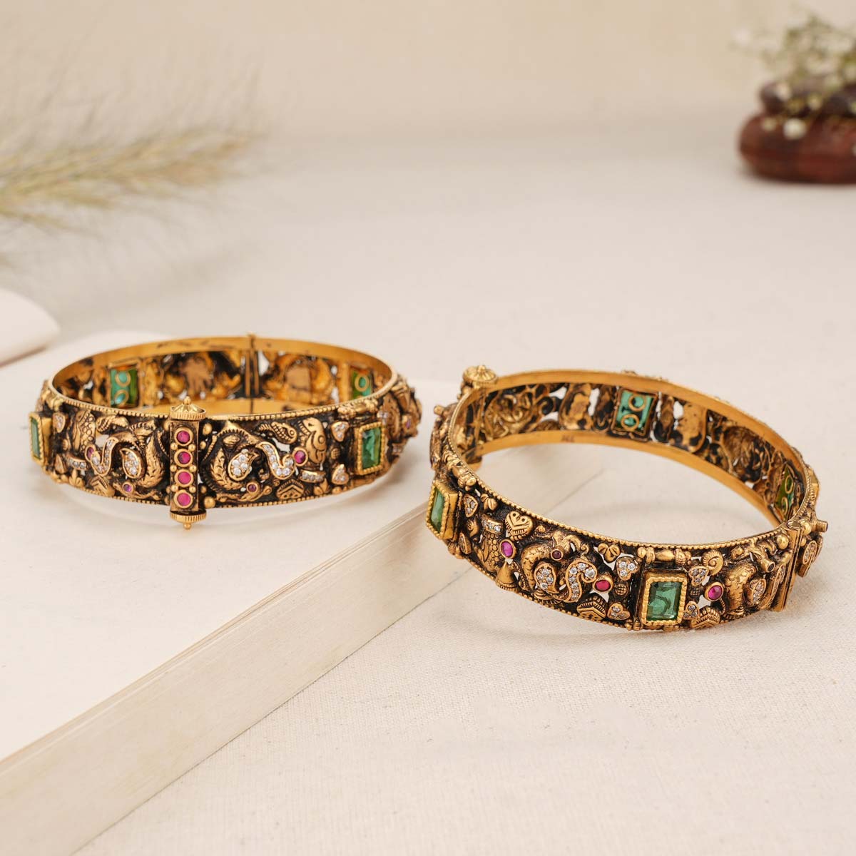 Hesitha Deep Nagas Bangles