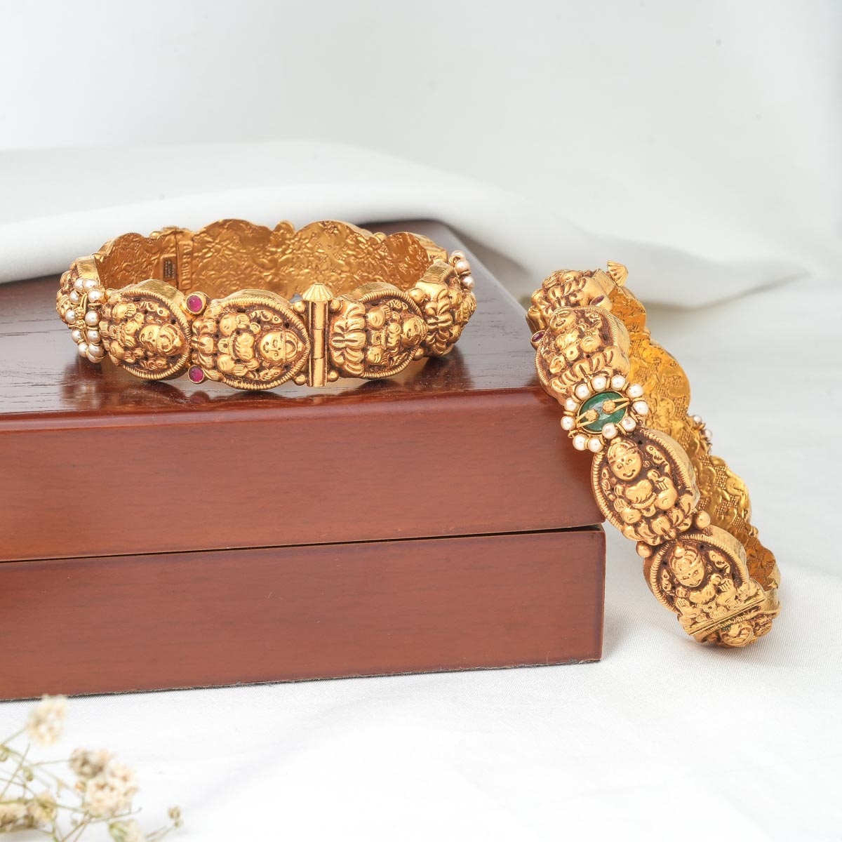 Traditional Antique Pair Bangles