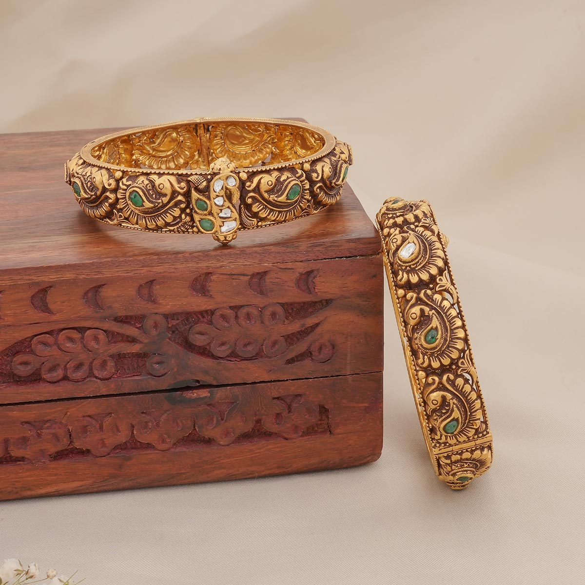 Vithisha Nagas Bangles