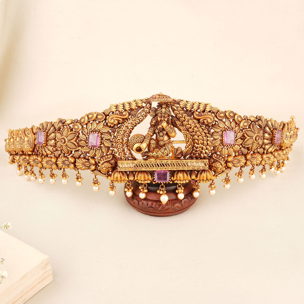 Gorgeous Laddu Krishna Bridal Oddiyanam