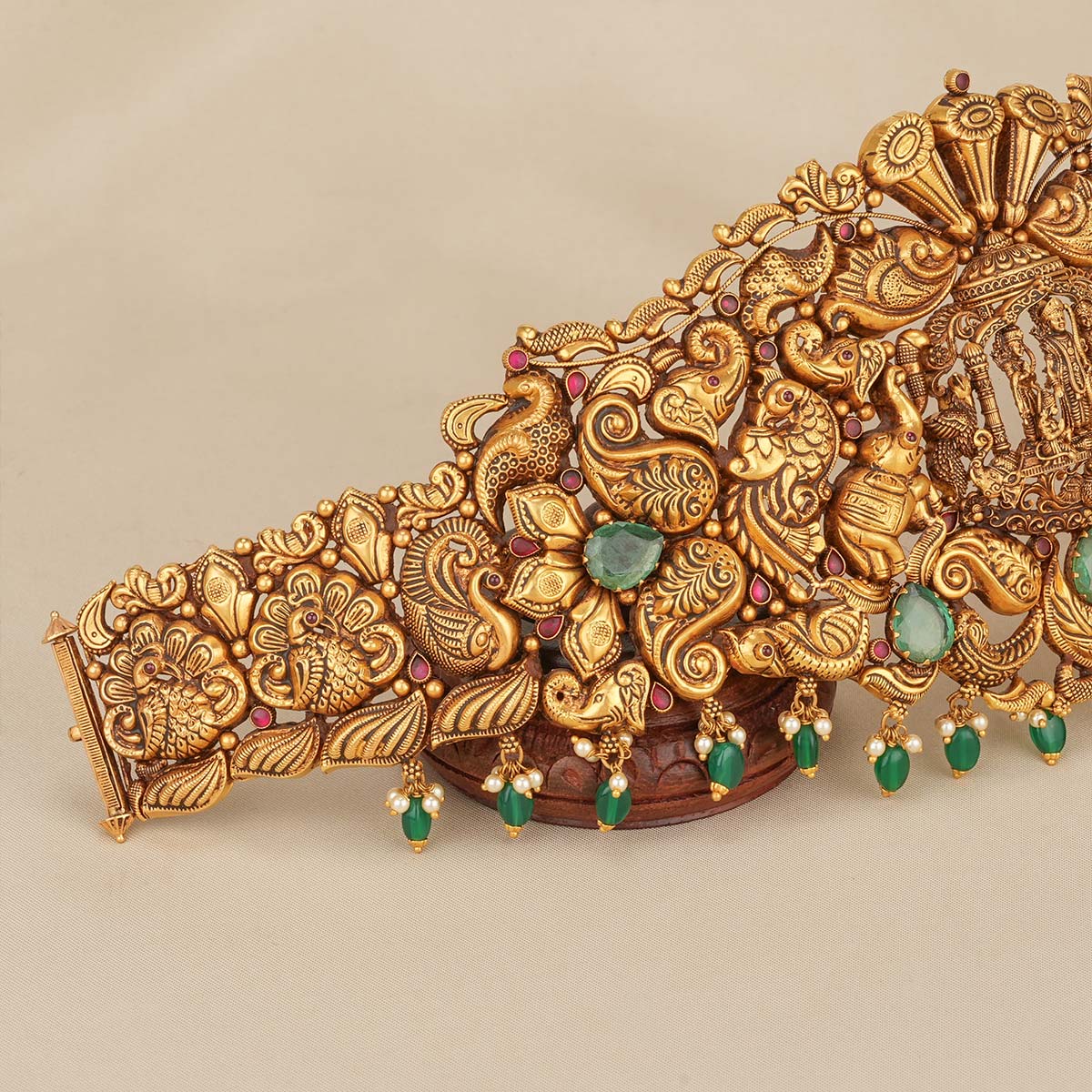 Captivating Antique Bridal Oddiyanam