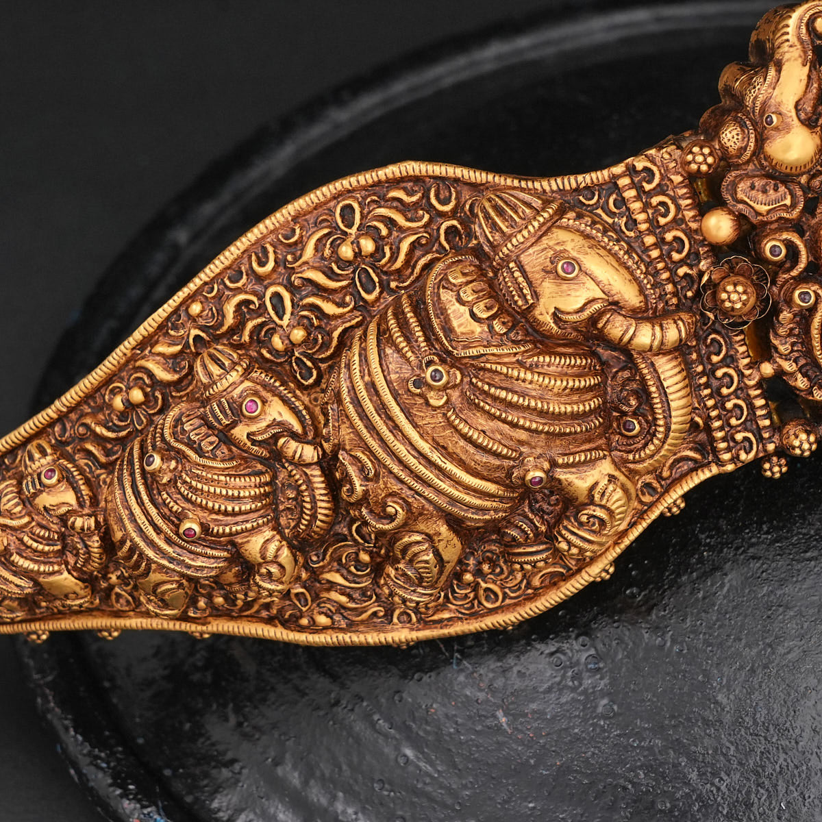 Bridal Antique Oddiyanam