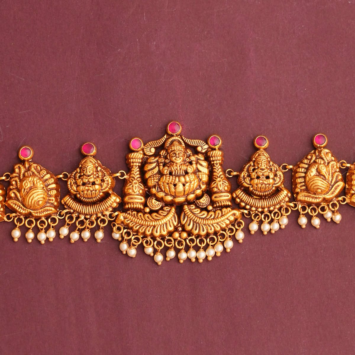 Madhuri Antique Oddiyanam
