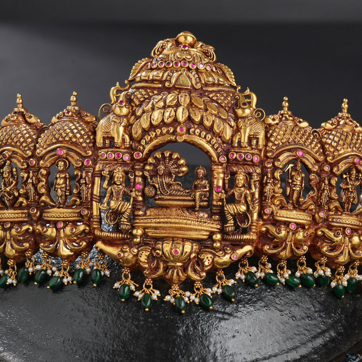 God Vishnu Antique Oddiyanam