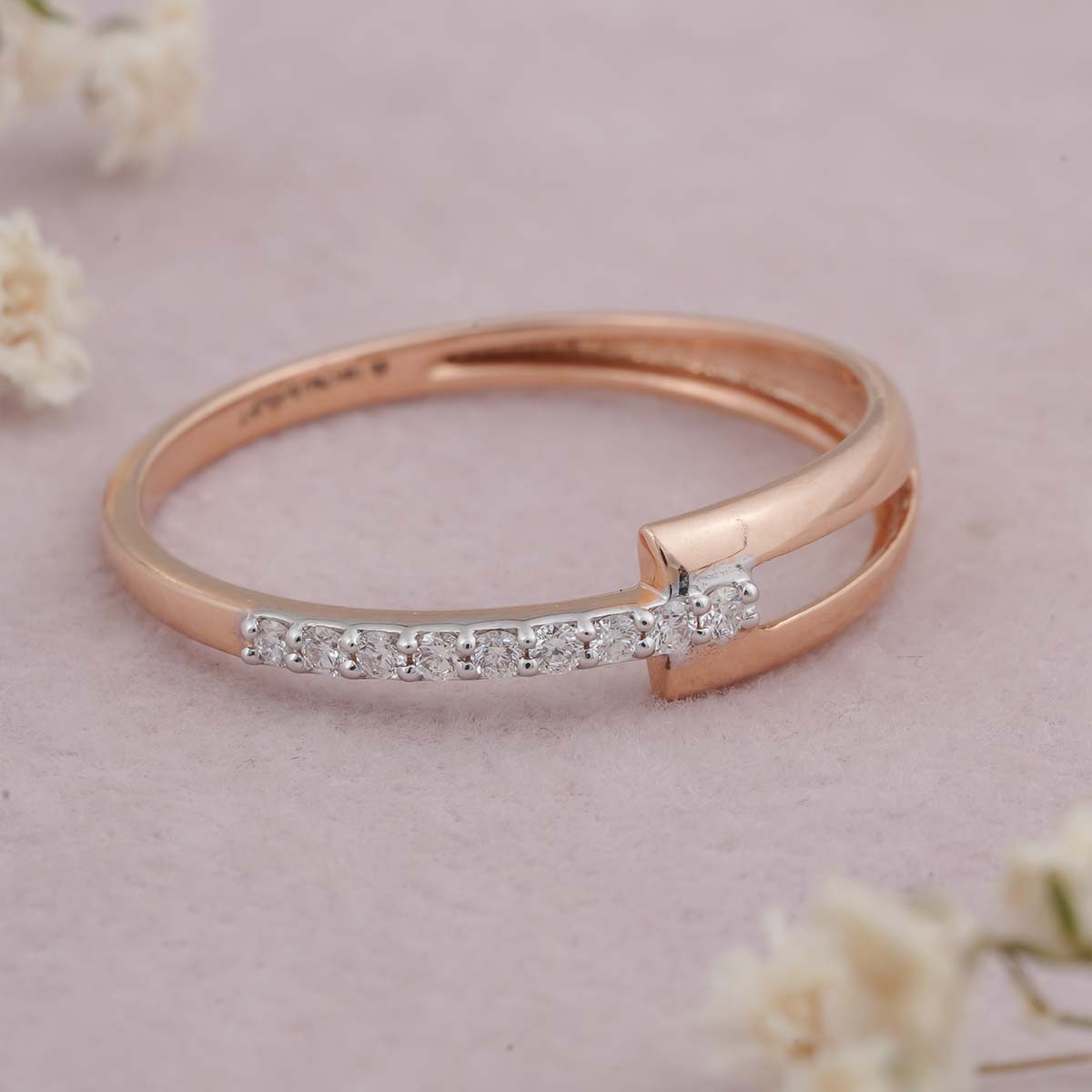 Facinate Diamond Ring