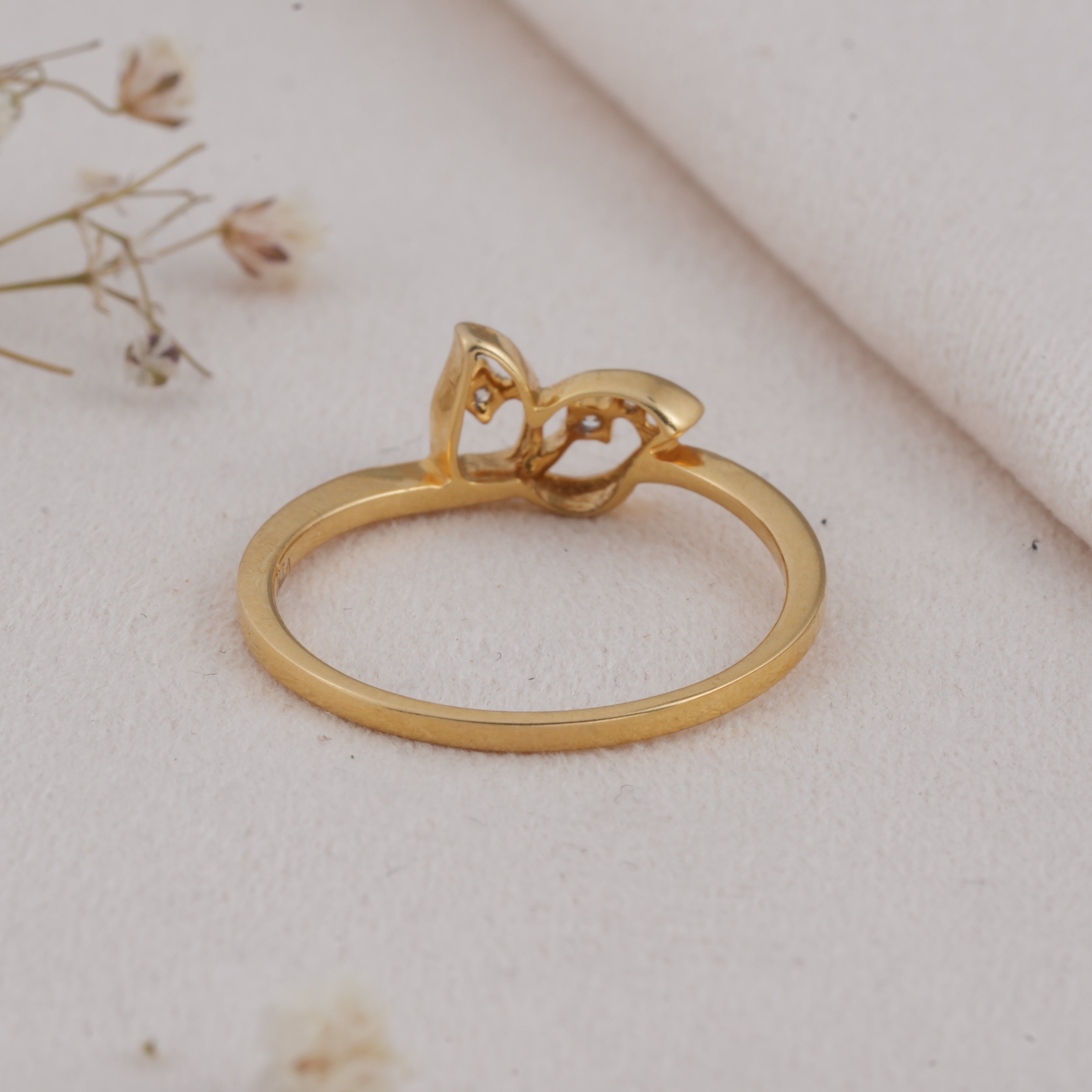 Charming Diamond Ring