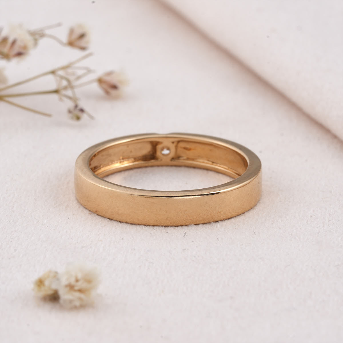 Admirable Diamond Ring