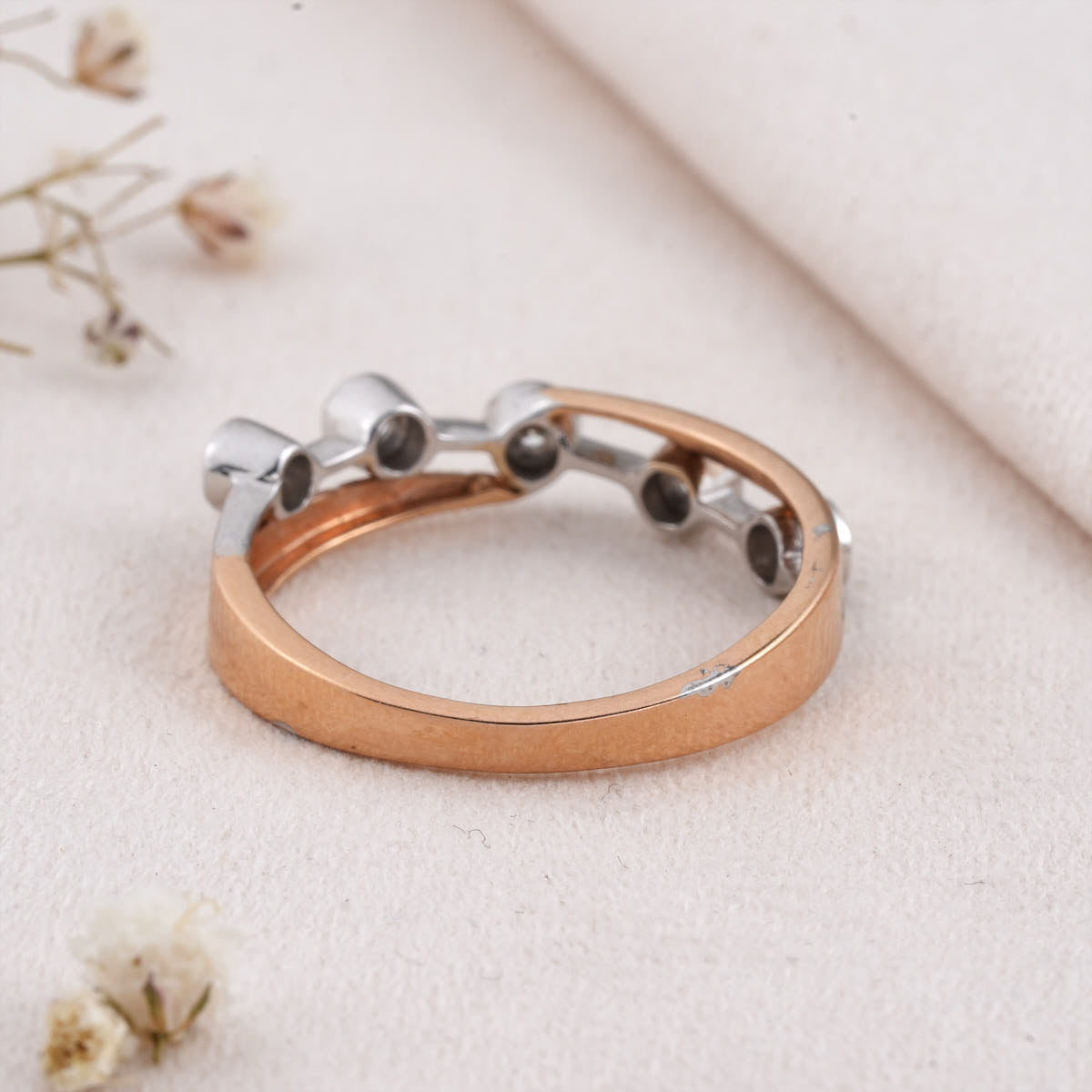 Stylish Diamond Ring