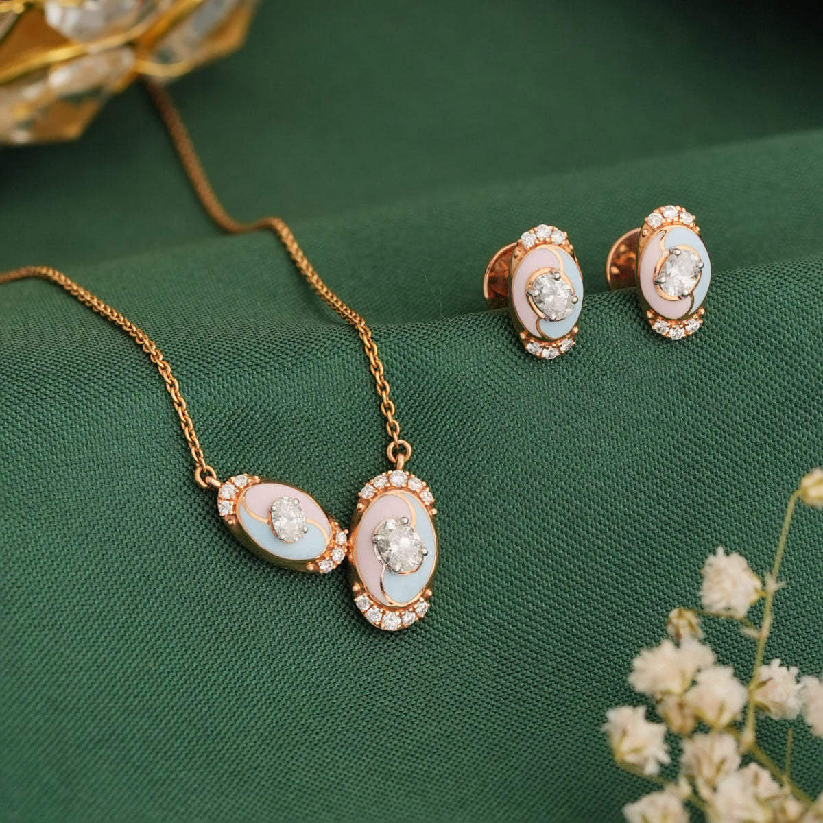Catchy Diamond Pendant Set