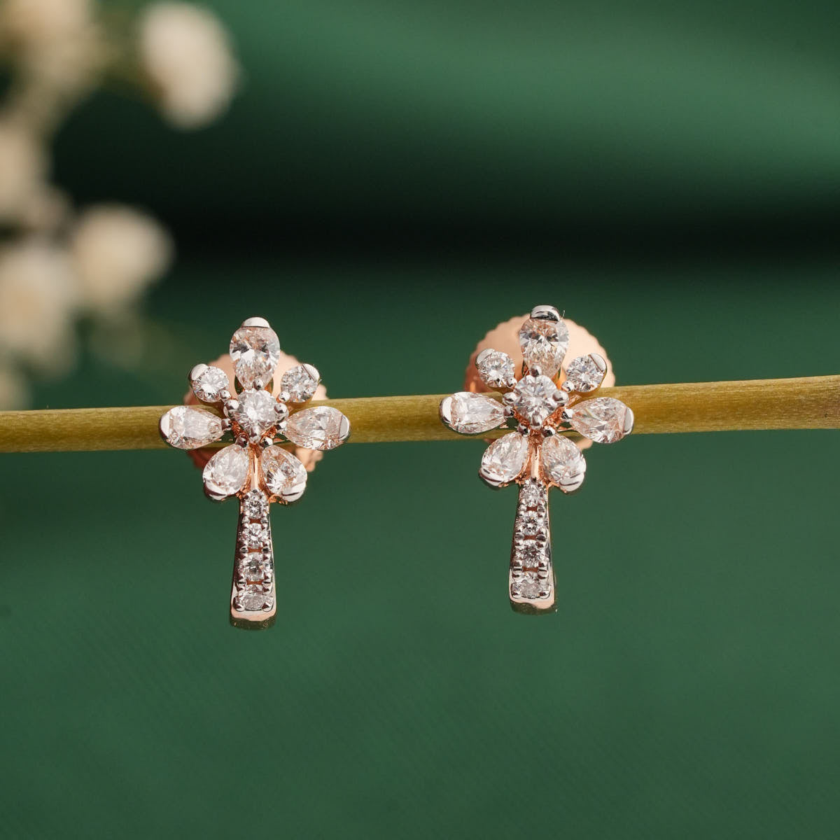 Stunning Look Diamond Stud