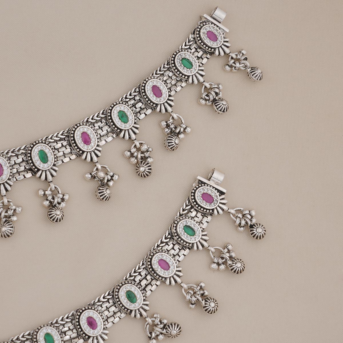 Stunning Look Antique Anklet