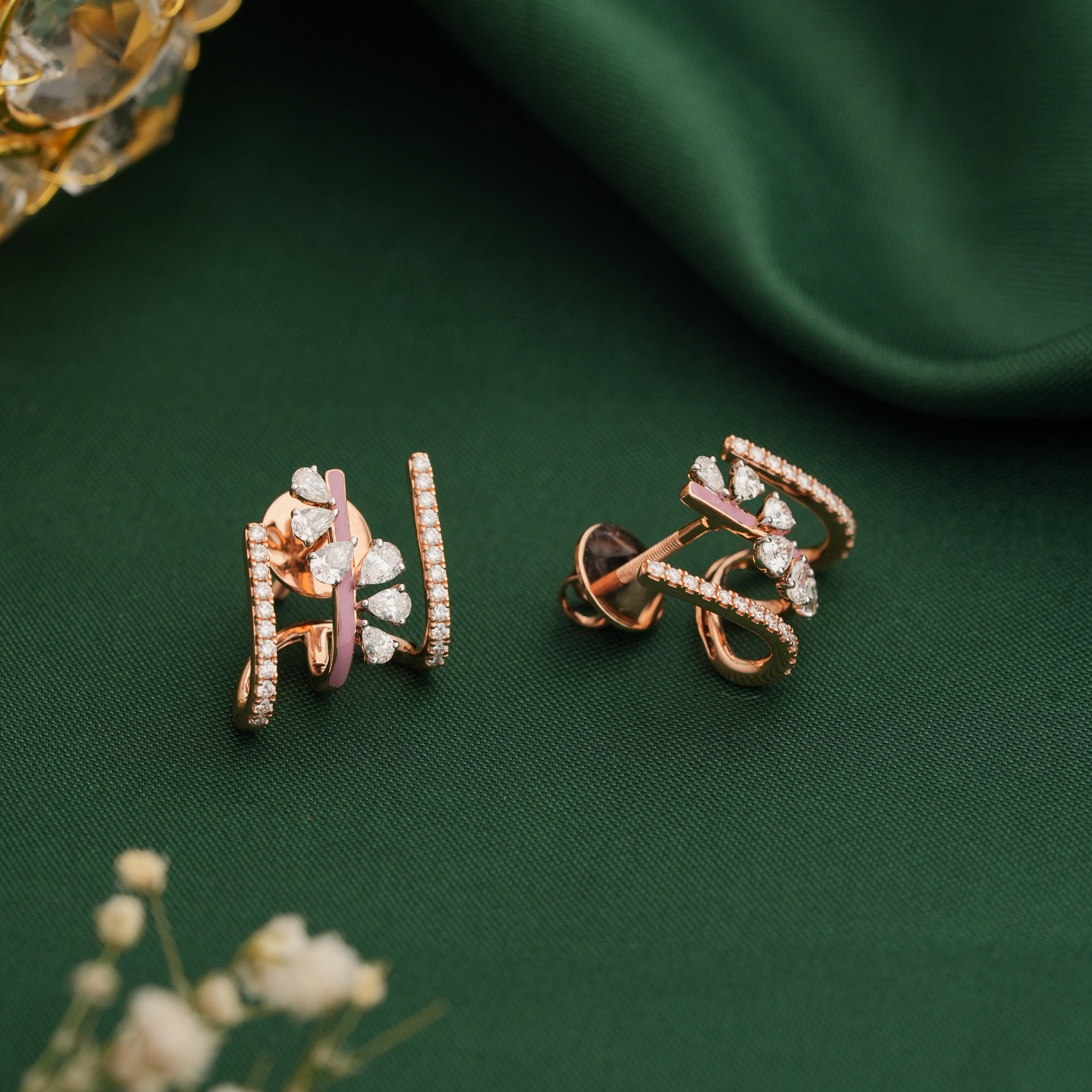 Glittering Diamond Stud
