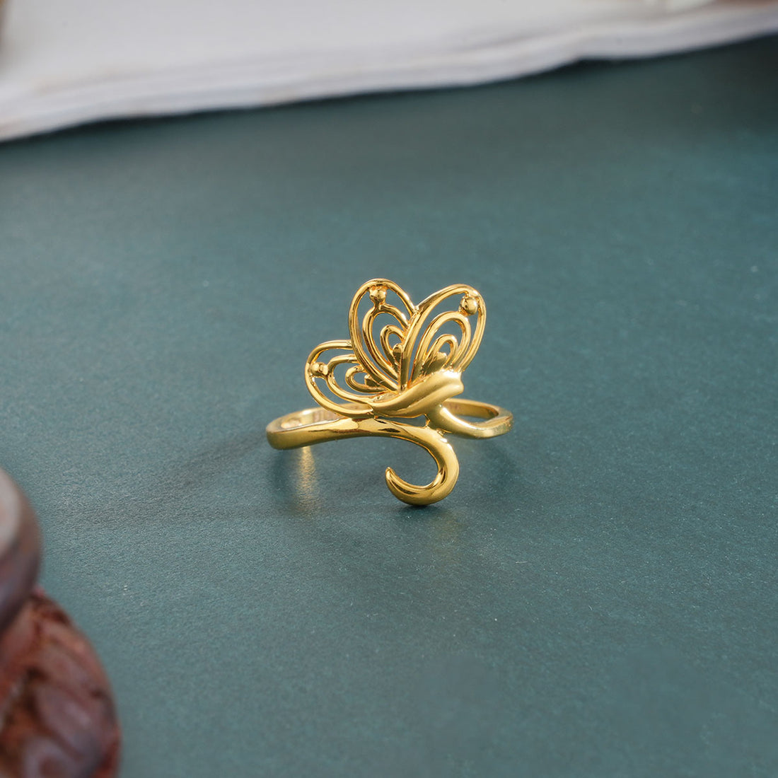 Stunning Gold Ring