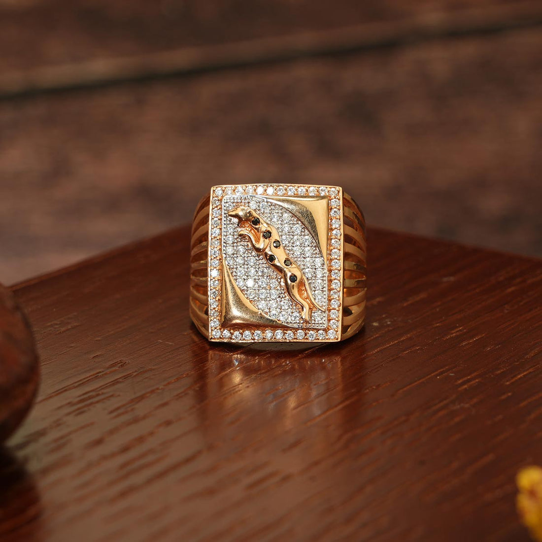 Stylish Gold Ring