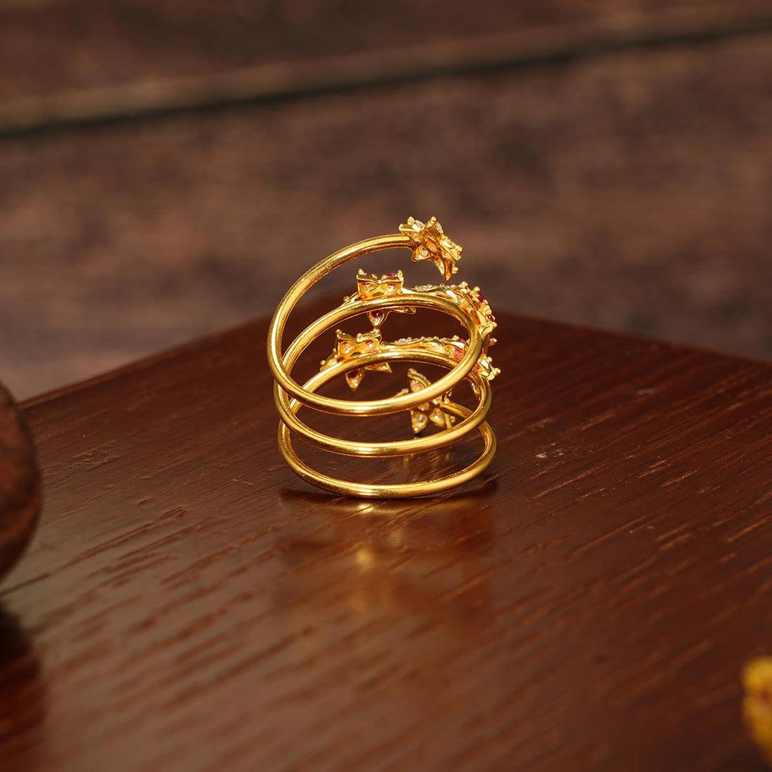 Glittering Star Gold Ring