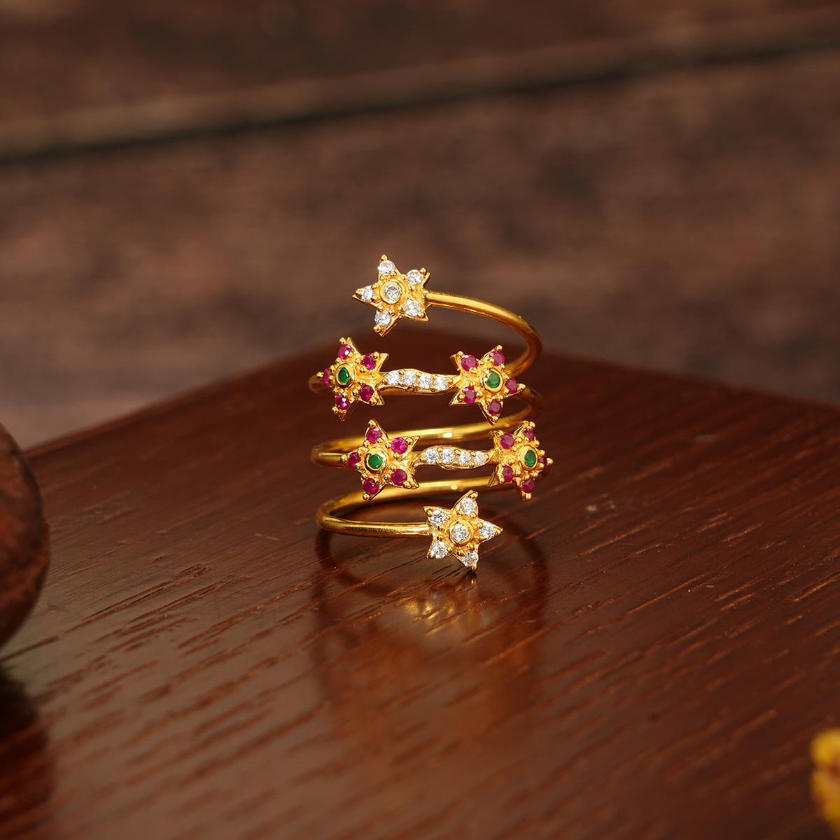Glittering Star Gold Ring
