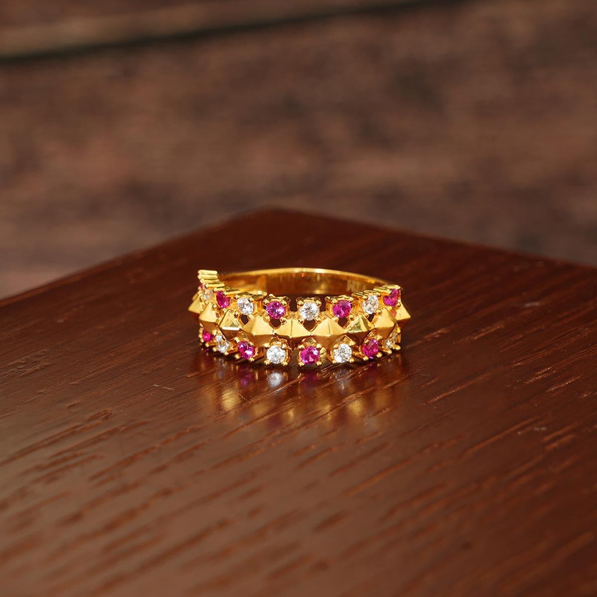 Mesmerizing Gold Ring