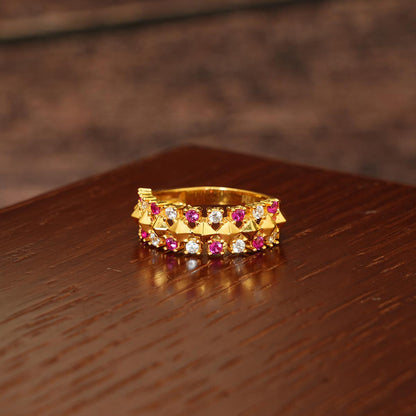 Mesmerizing Gold Ring