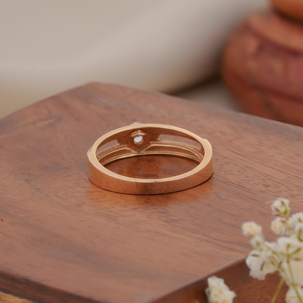 Dazzling Aura Ring