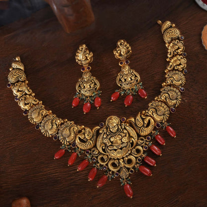 Aadrika Short Necklace Set