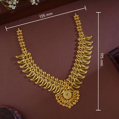 Ahanika Short Necklace