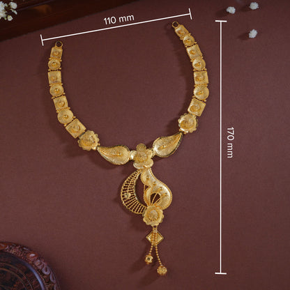 Sananda Trendy Necklace