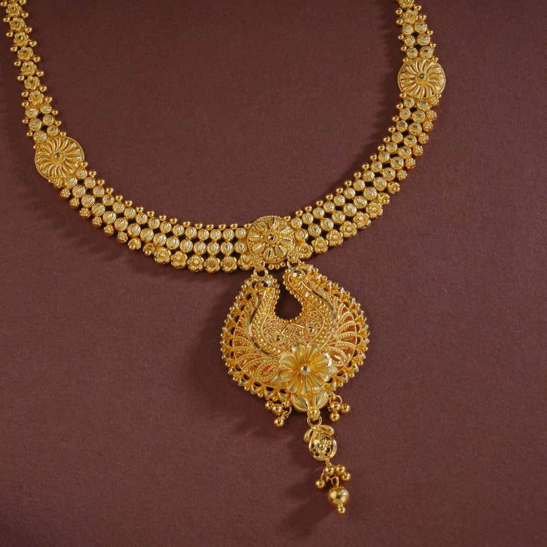 Samrish Gold Necklace