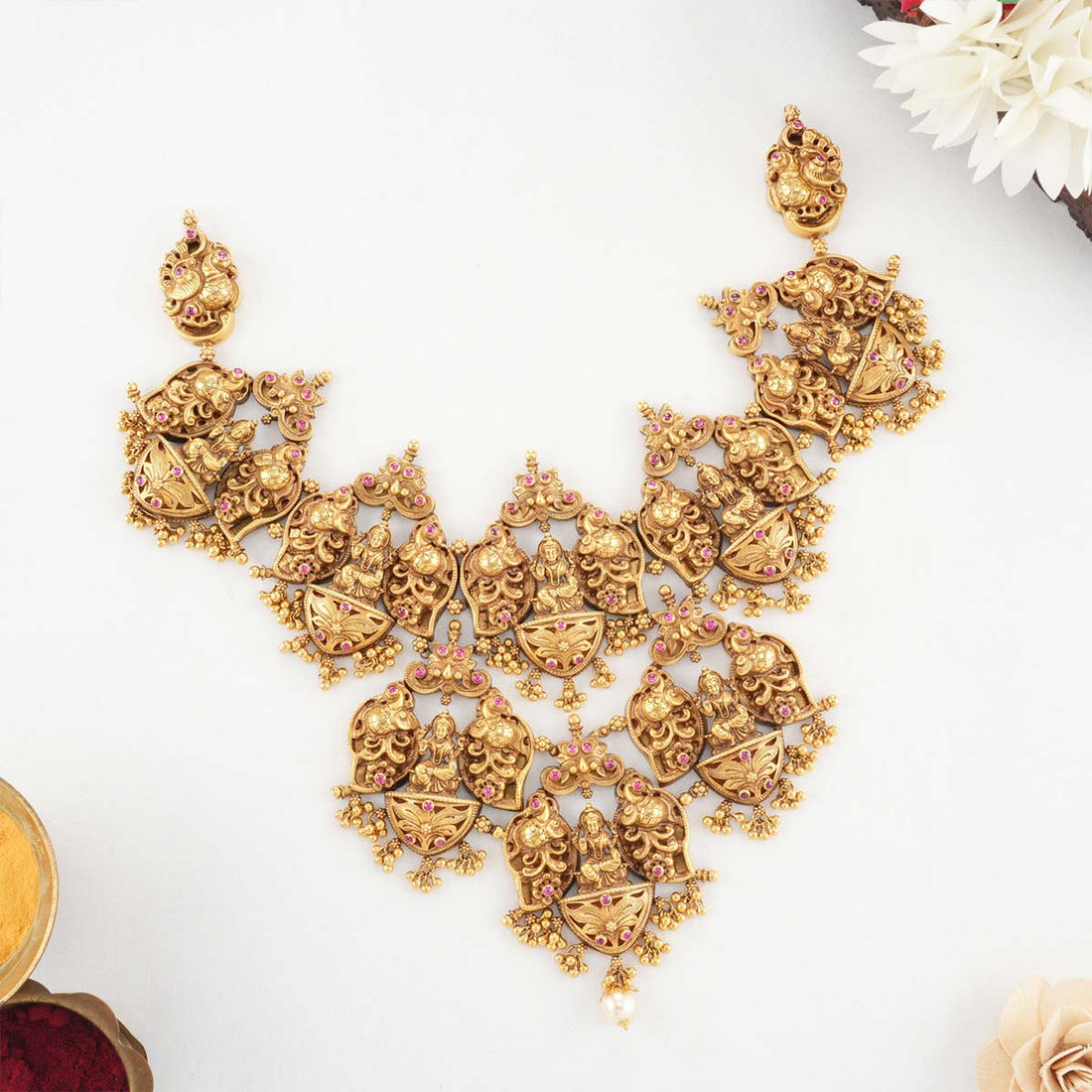 Pleasant Nagas Short Necklace
